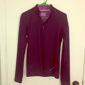 Under Armor 1/4 zip Sz Medium